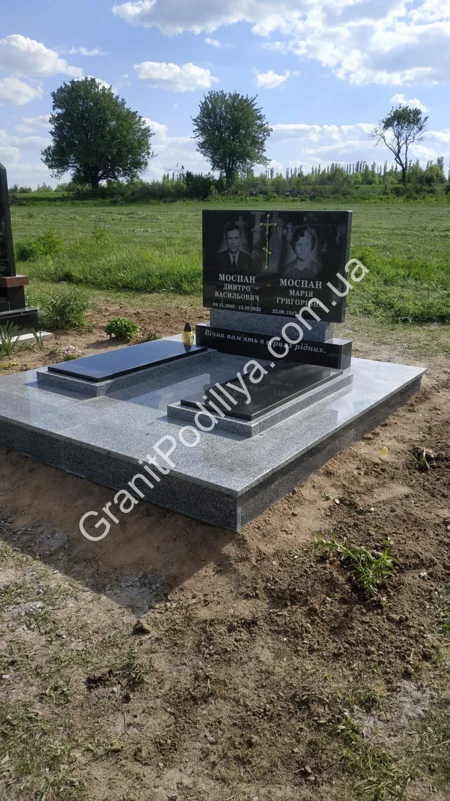 Подвійний пам'ятник з граніту - Кам'янець-Подільський | GranitPodillya